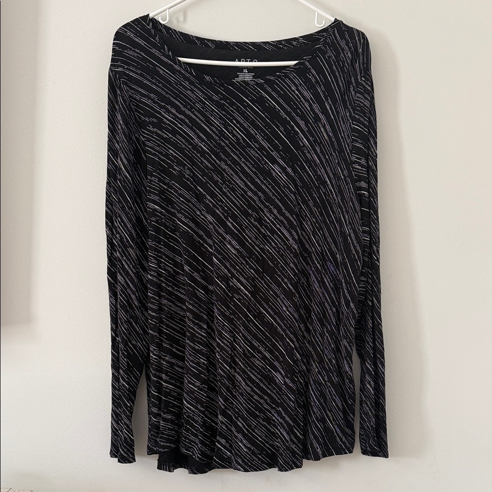 APT. 9 Women's Black and White Striped Long Sleeve Top Size XL